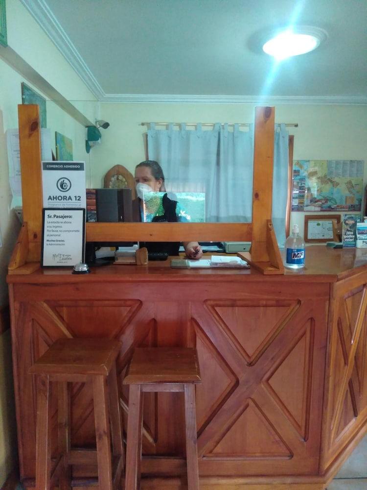 Hosteria Maiten Escondido Вилья-ла-Ангостура Экстерьер фото