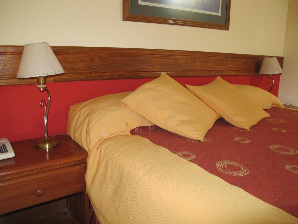 Hosteria Maiten Escondido Вилья-ла-Ангостура Номер фото