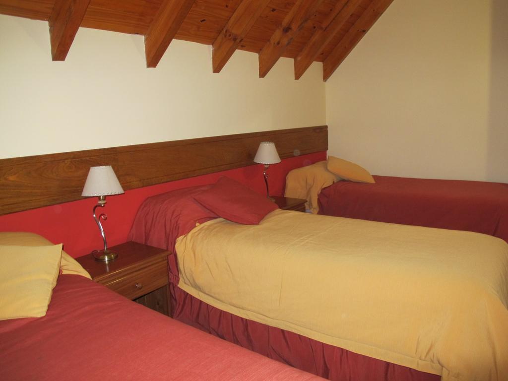 Hosteria Maiten Escondido Вилья-ла-Ангостура Номер фото